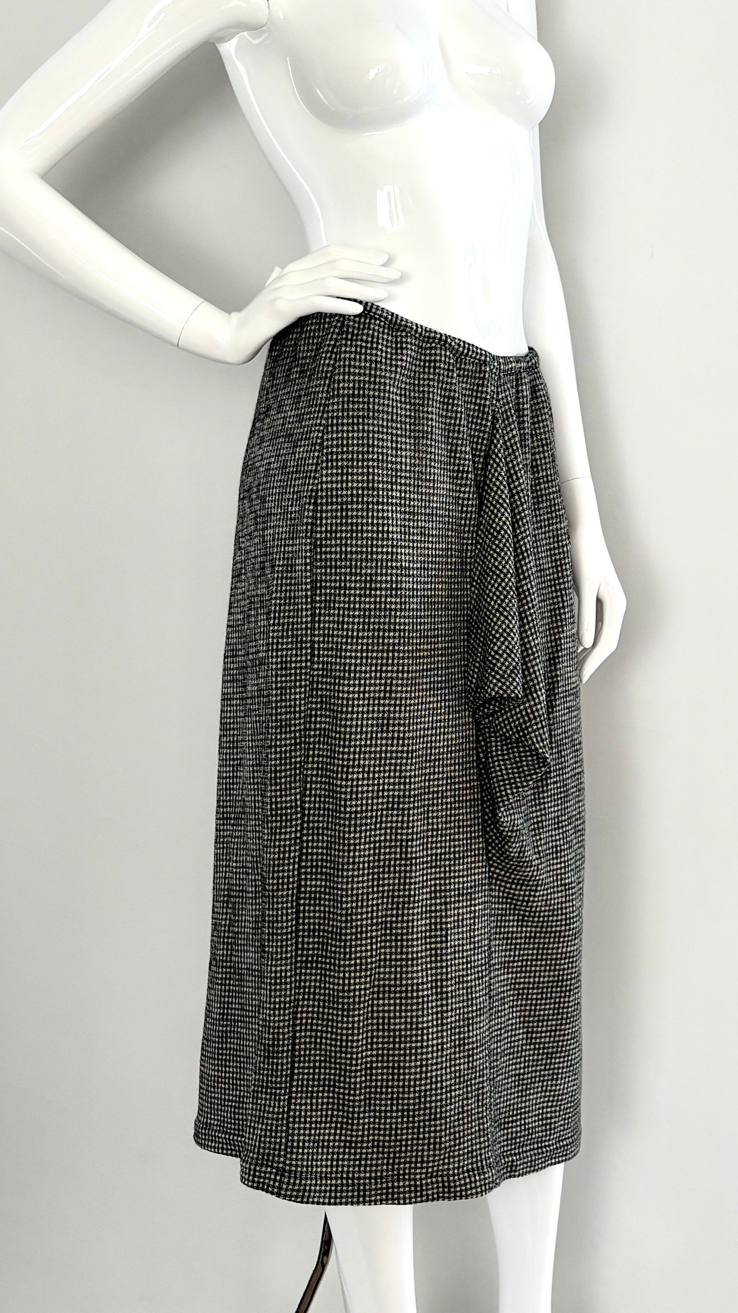 Comme des Garcons tricot mini houndstooth skirt with elasticated waist