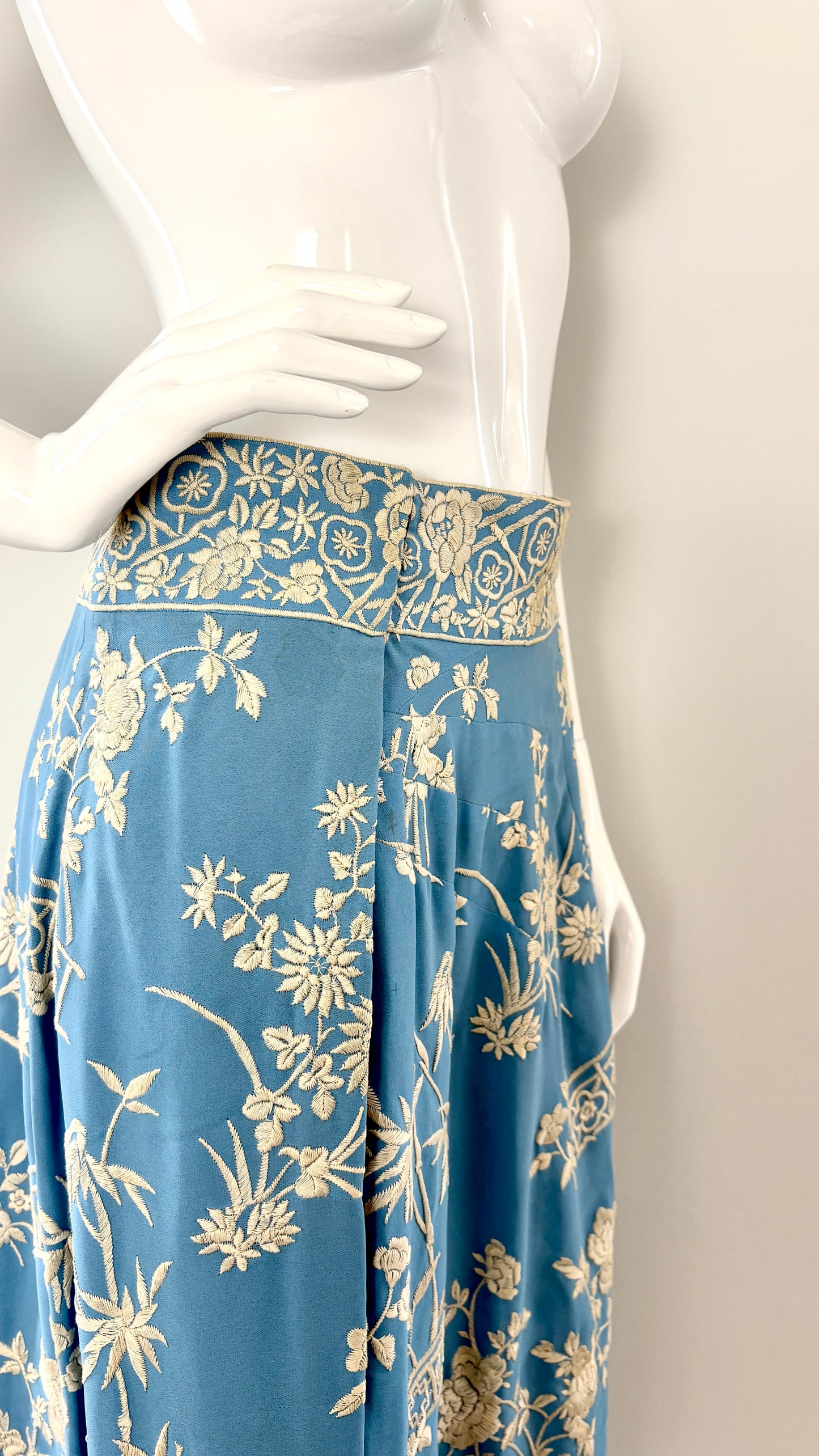 Dolce and Gabbana embroidered wrap skirt with leopard print lining