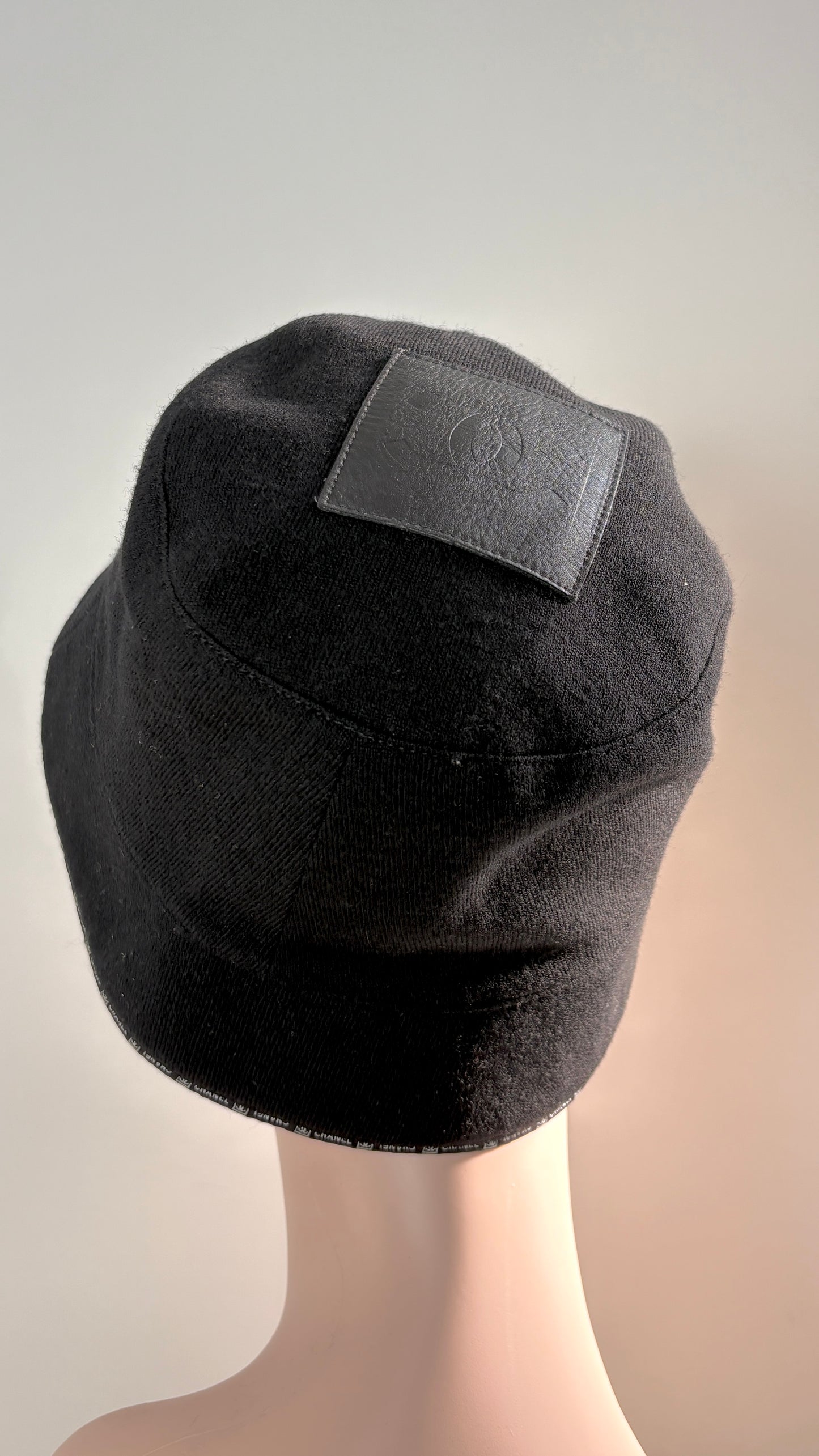 Chanel black wool bucket hat