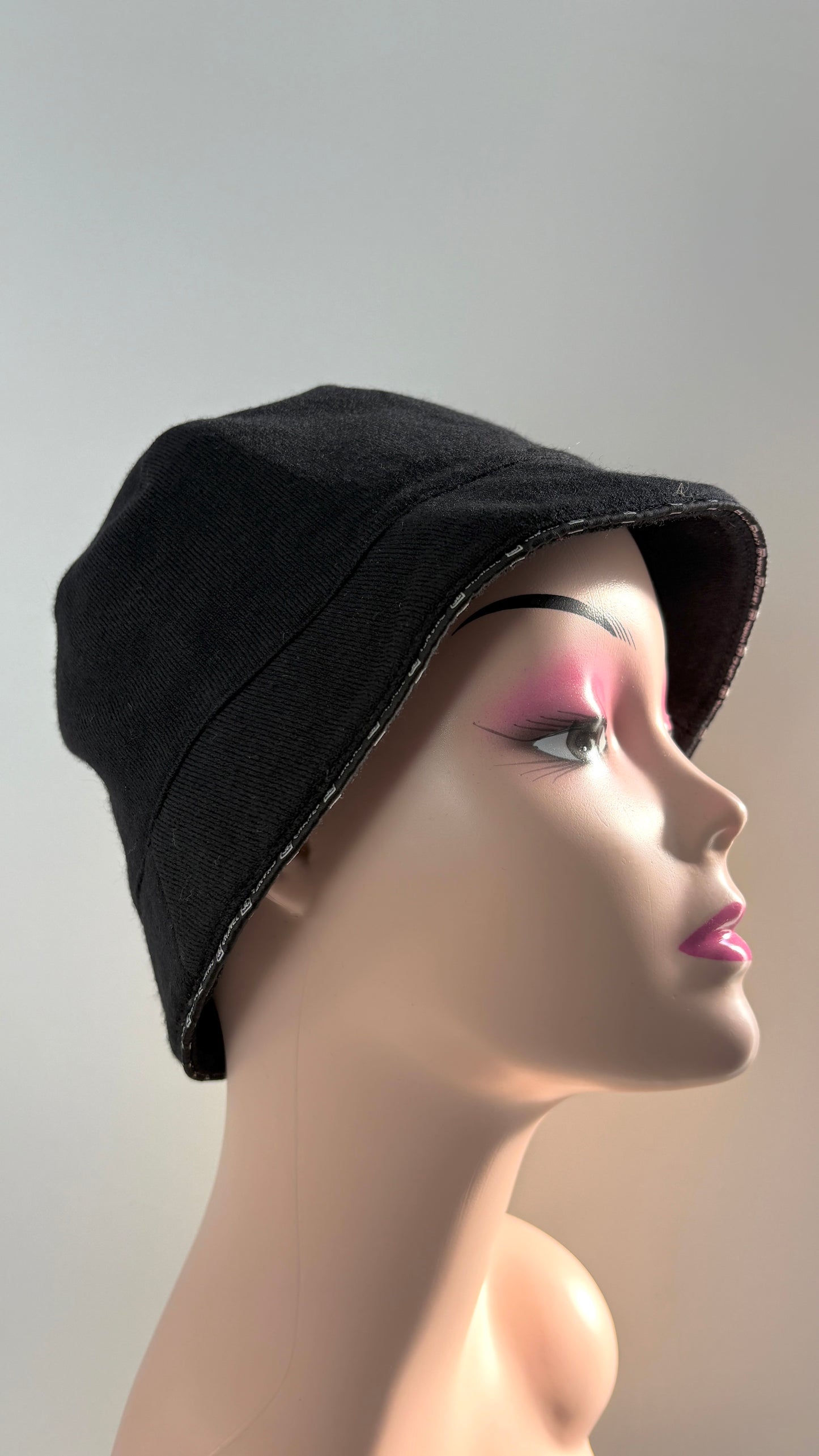 Chanel black wool bucket hat