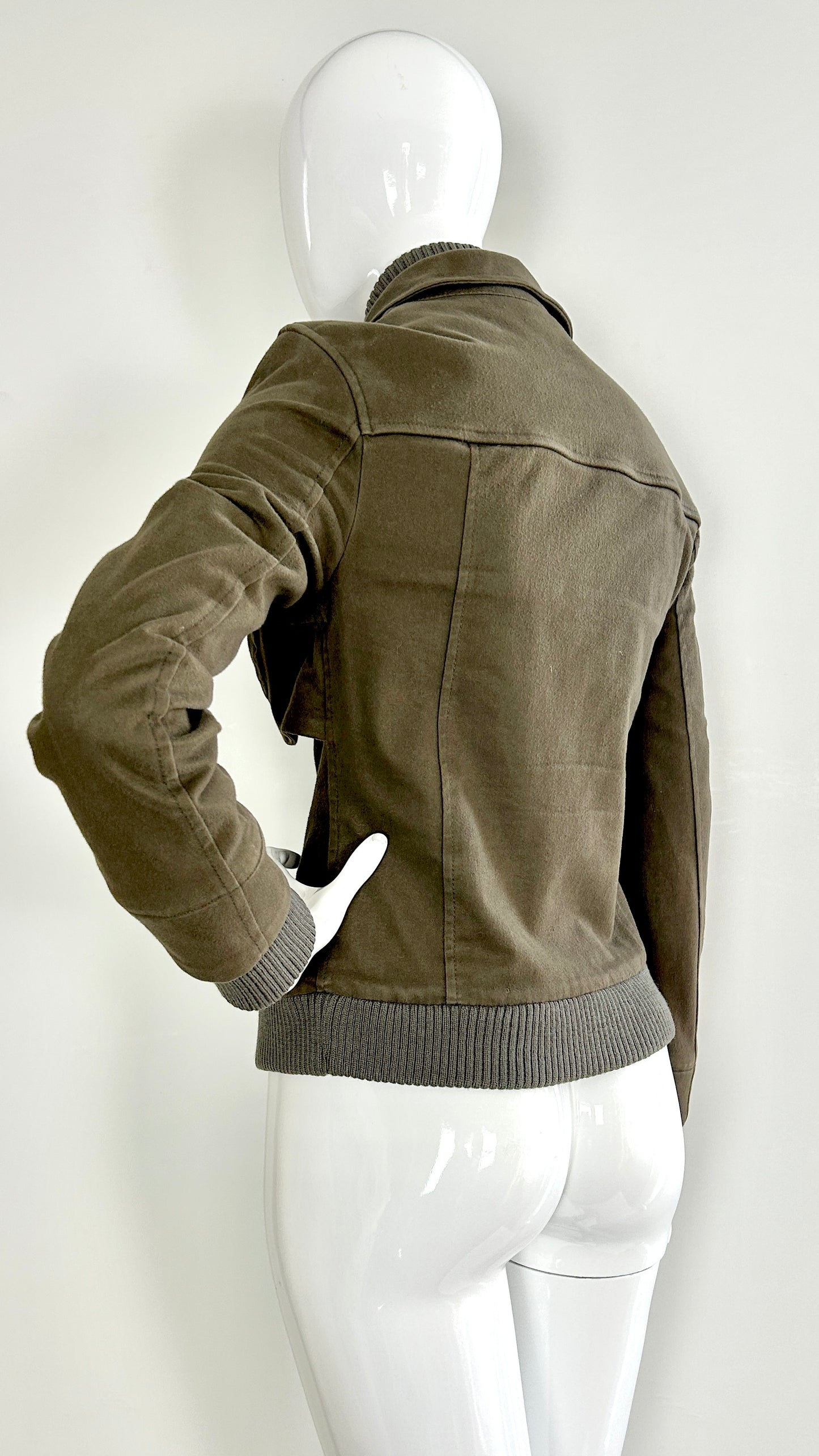 Hussein Chalayan doble layer jacket