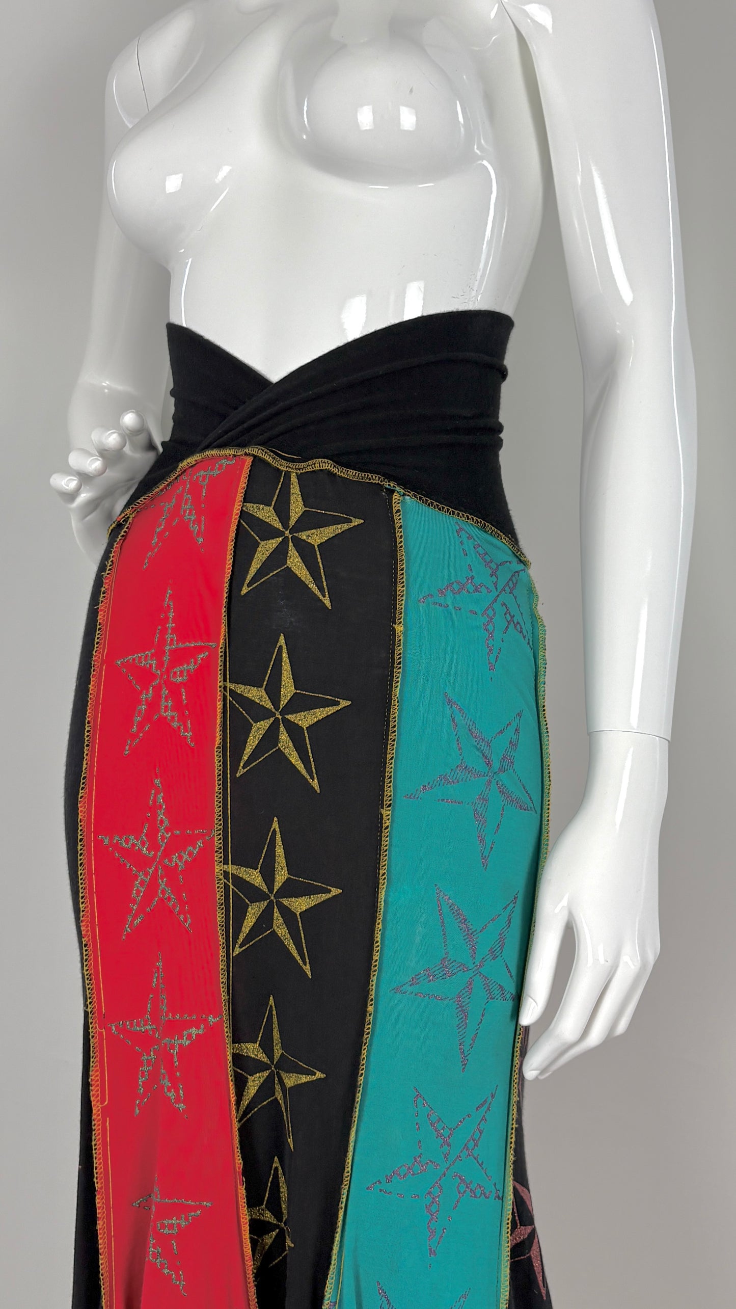 Bodymap star print flared jersey skirt