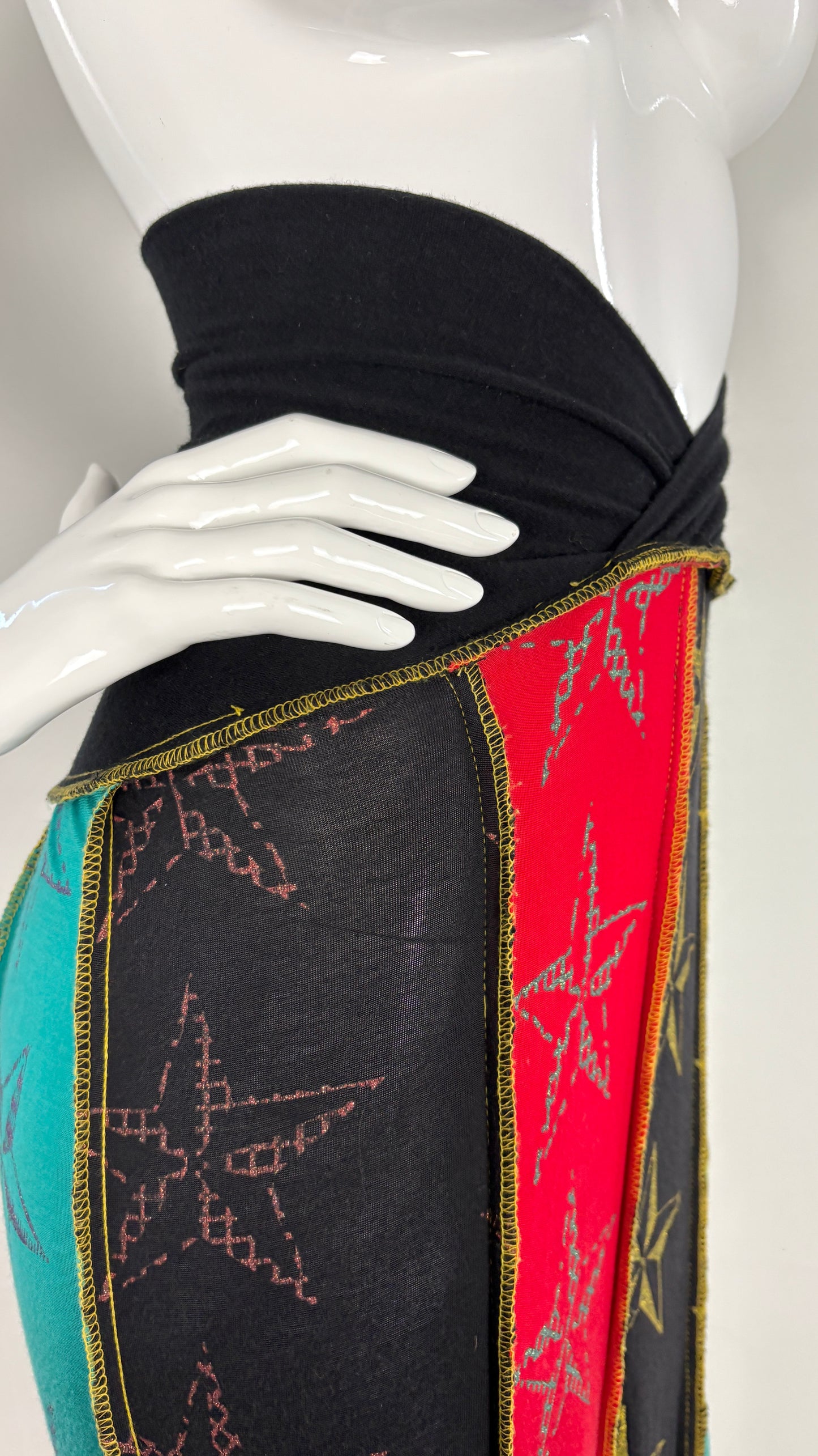 Bodymap star print flared jersey skirt