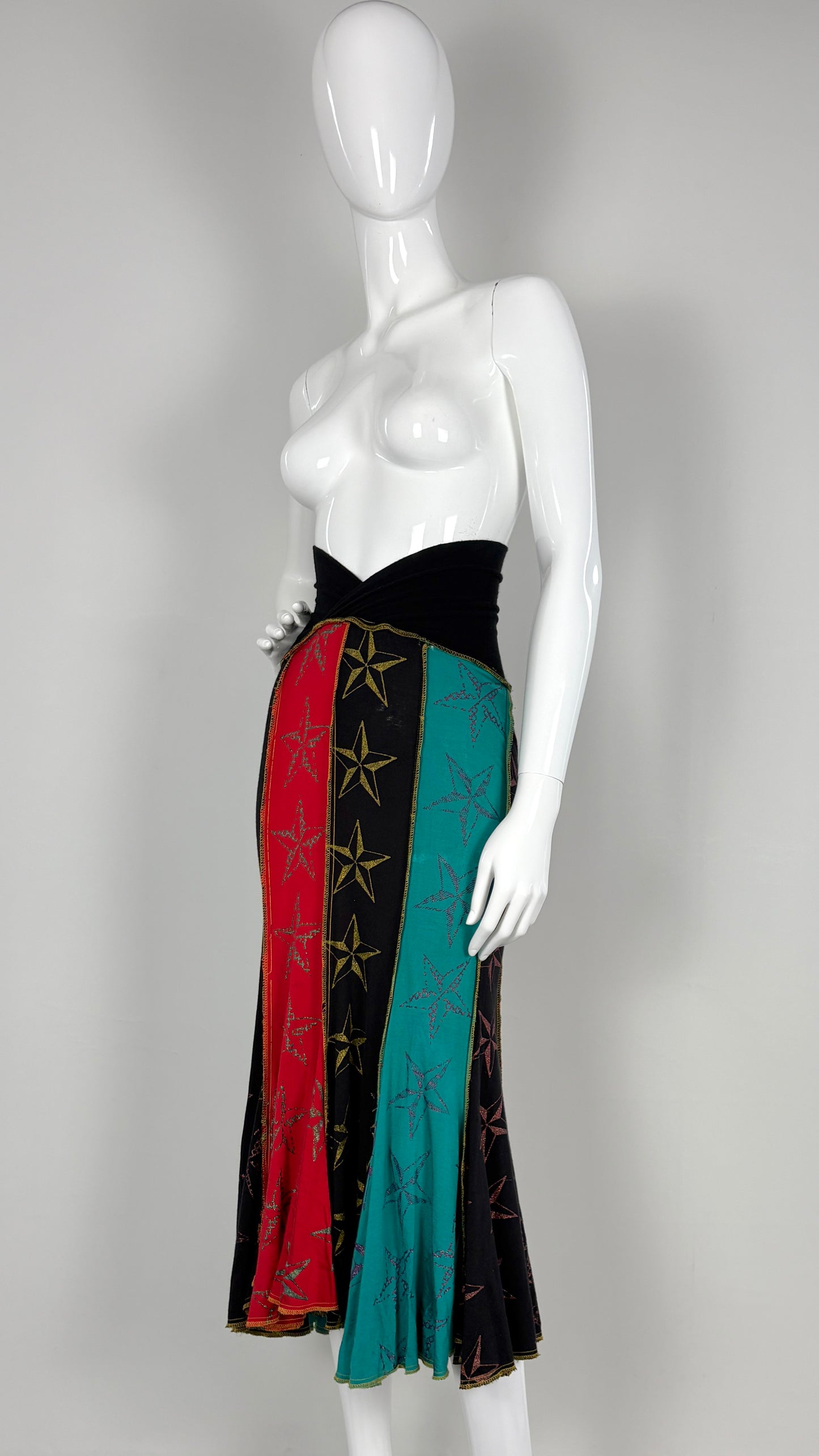 Bodymap star print flared jersey skirt