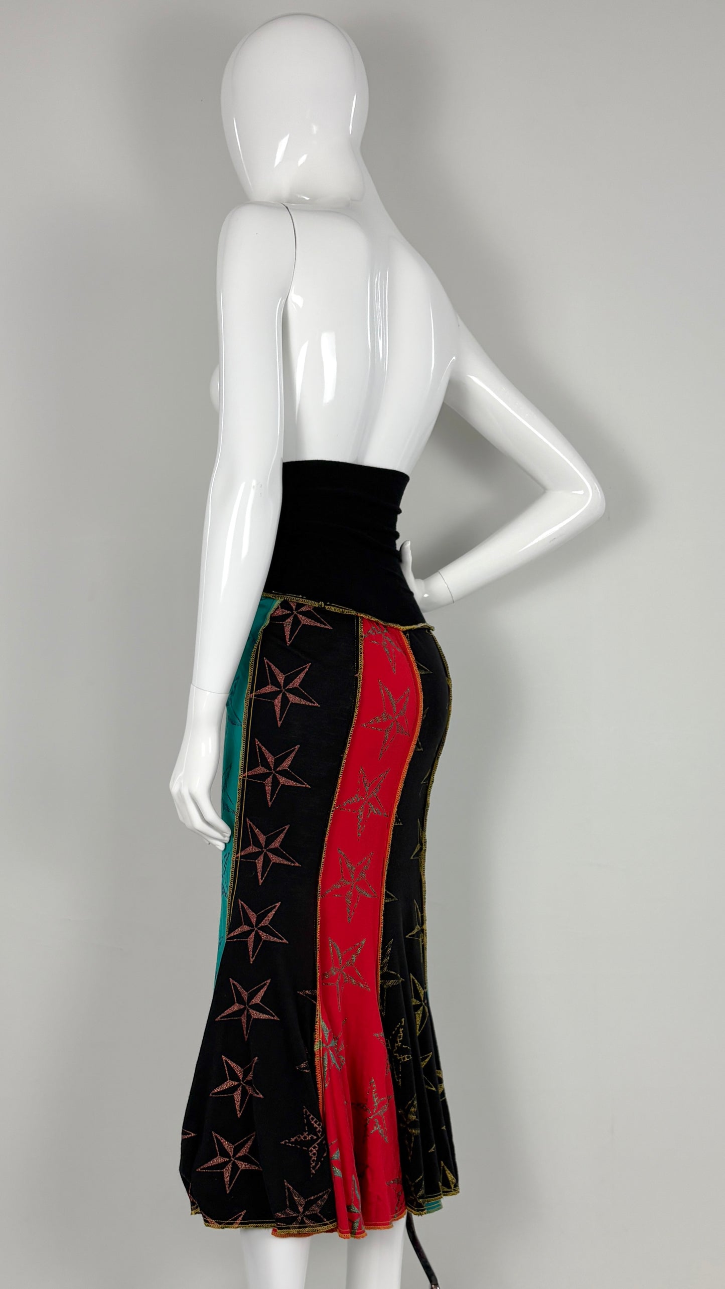 Bodymap star print flared jersey skirt