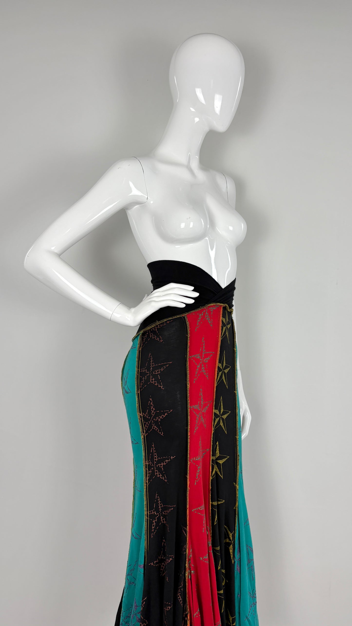 Bodymap star print flared jersey skirt