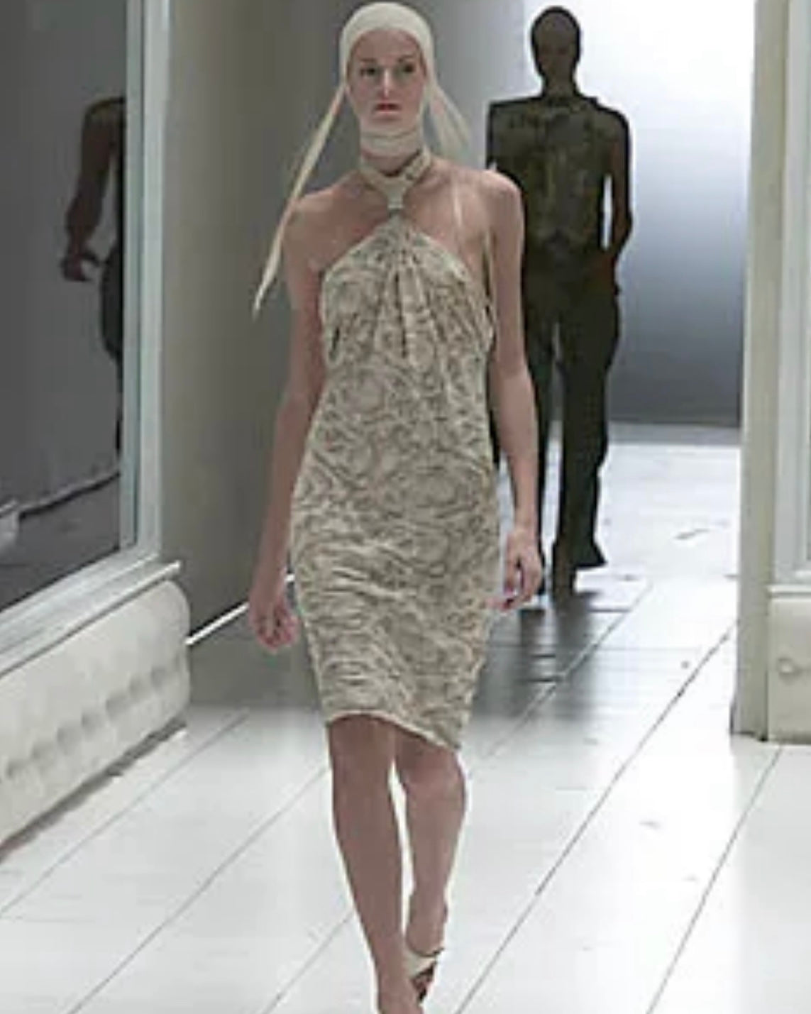 Alexander McQueen S/S 2001 'VOSS' collection paisley print tie dress