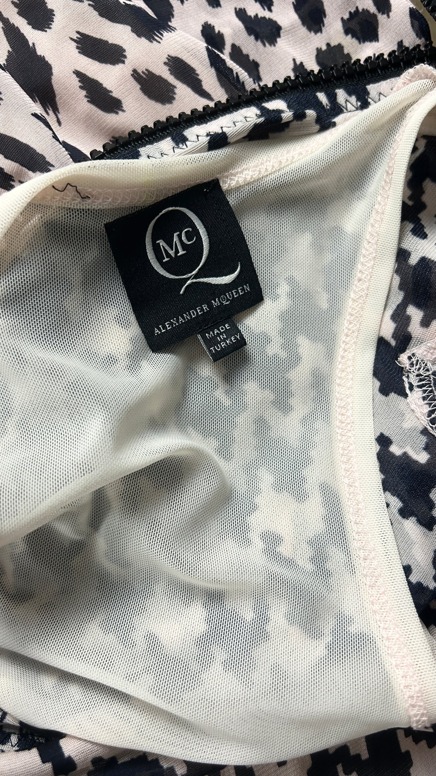 MCQ abstract houndstooth dress
