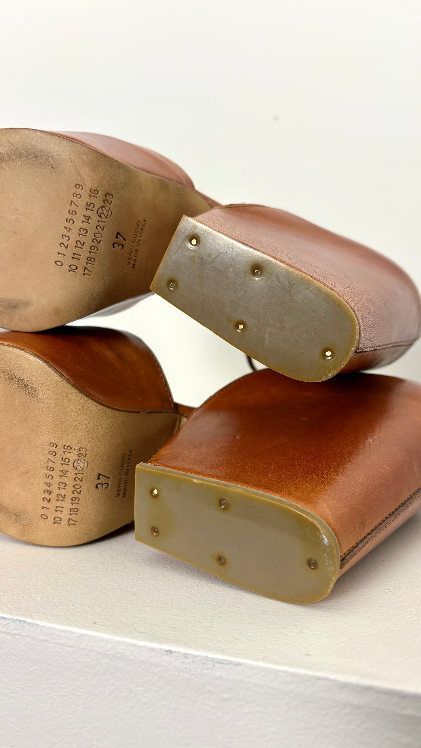 Margiela leather wedge heel - size 37