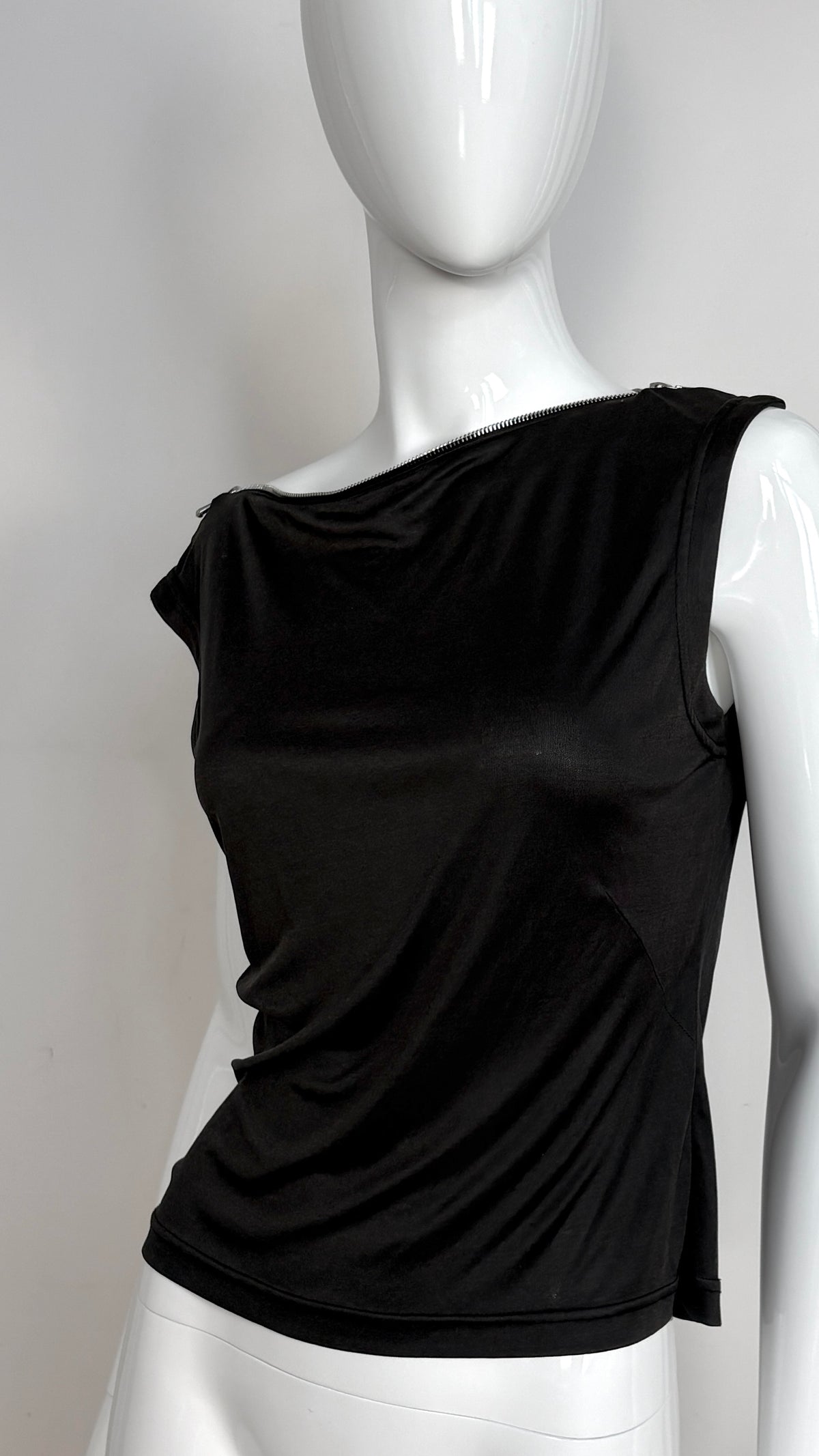 Alexander McQueen S/S 1997 zip neckline top
