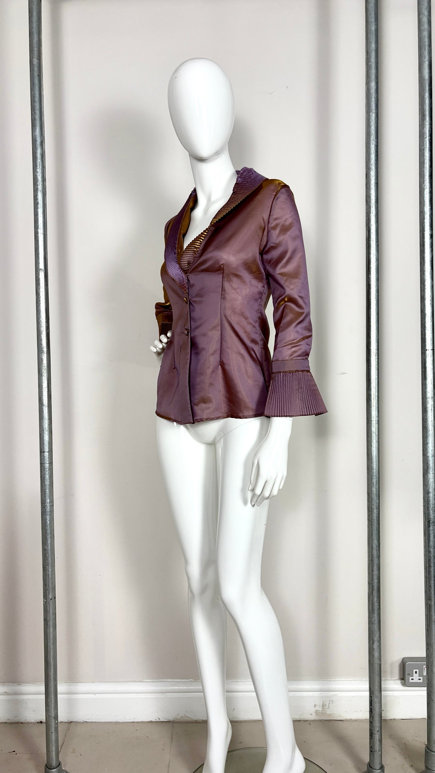 Romeo Gigli strobe effect blouse with pleated collar/cuffs