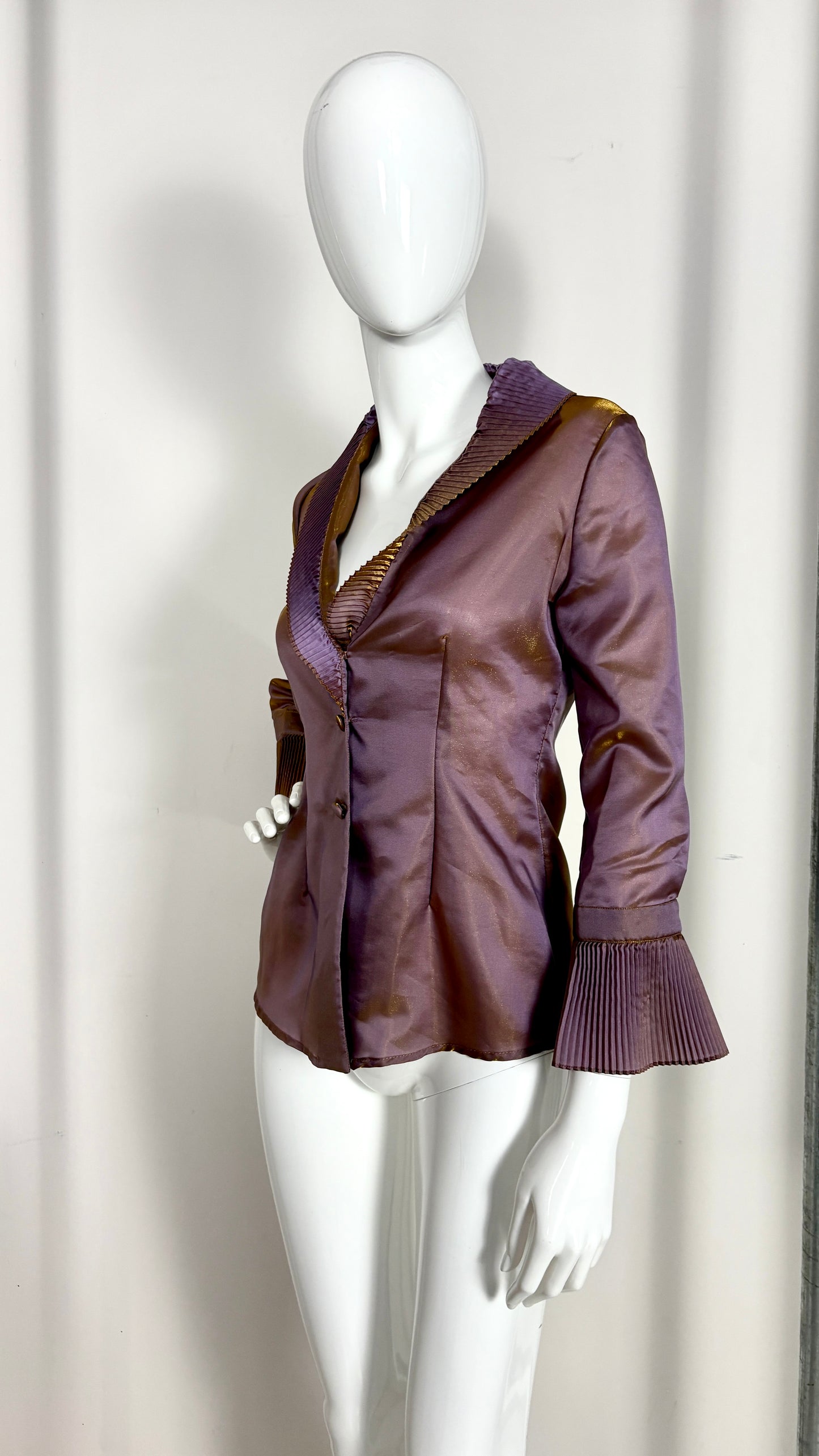 Romeo Gigli strobe effect blouse with pleated collar/cuffs