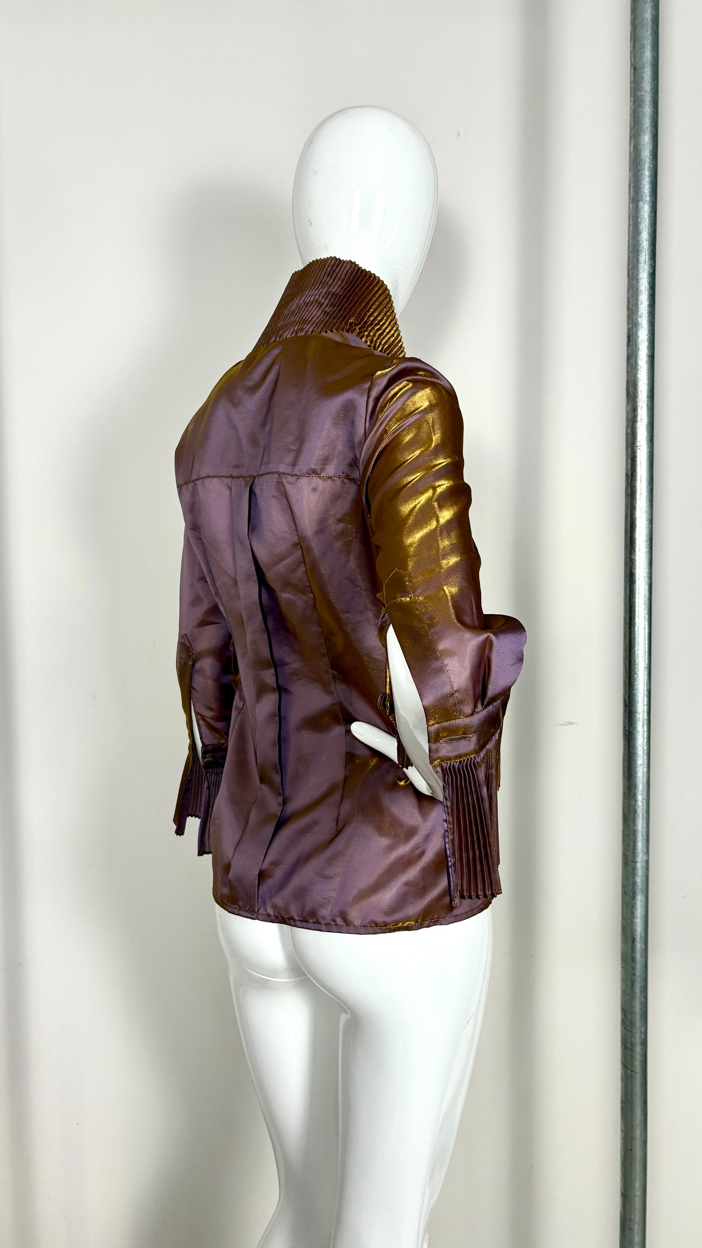 Romeo Gigli strobe effect blouse with pleated collar/cuffs