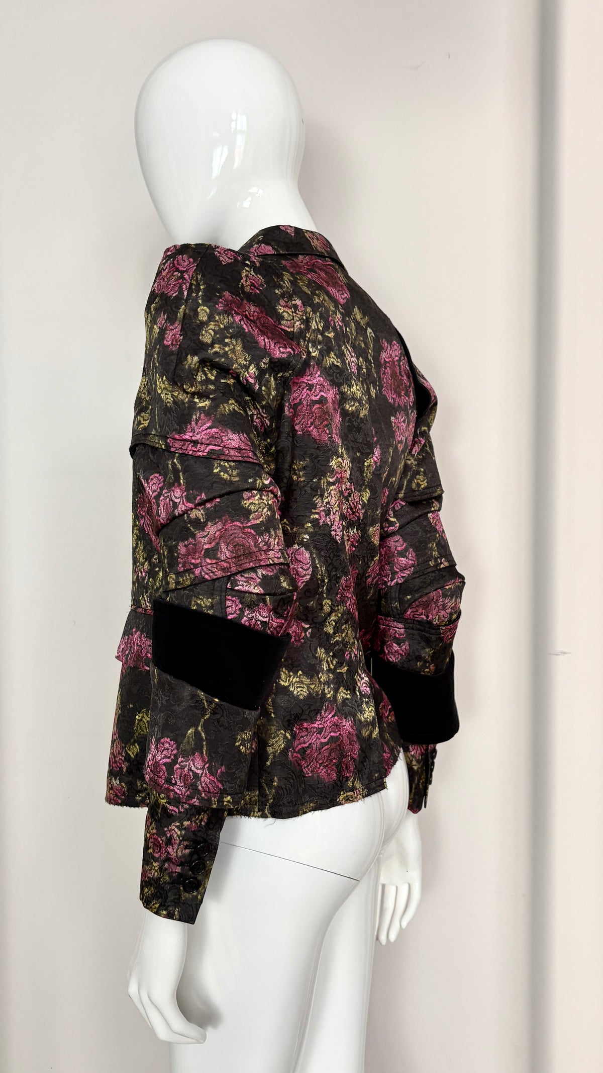 Comme des Garcons A/W 2016 brocade armour jacket
