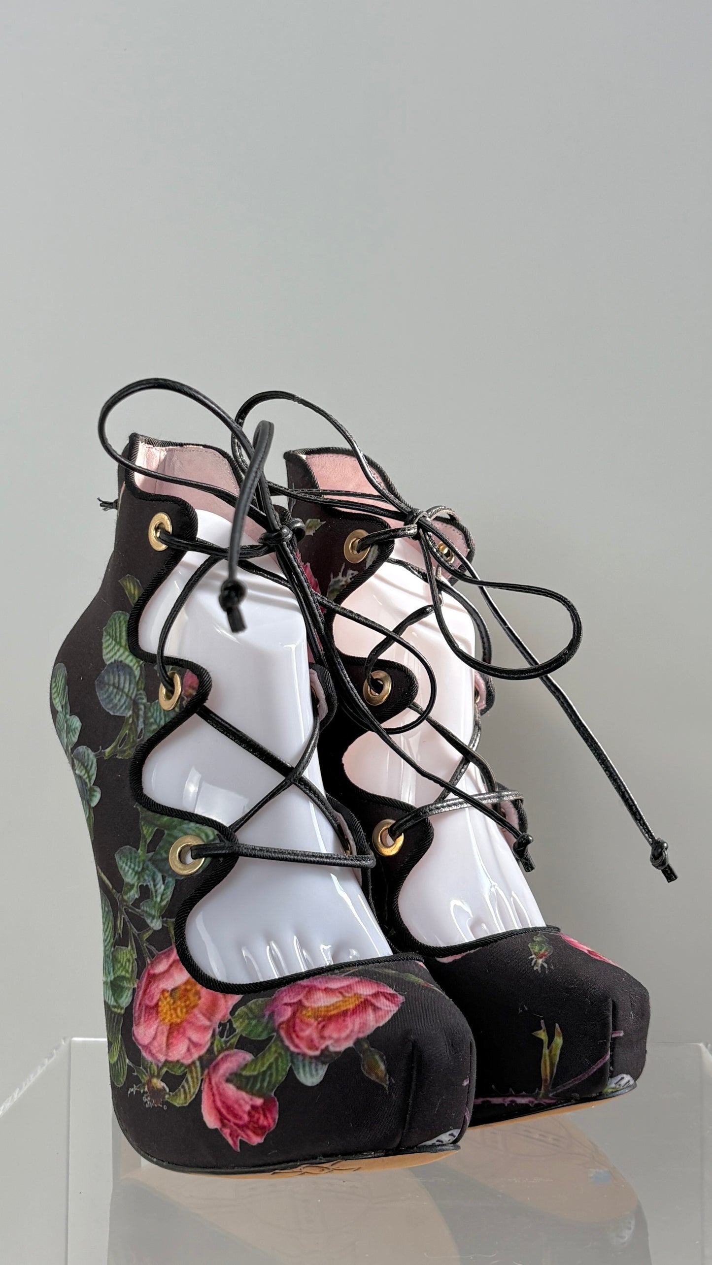 Vivienne Westwood Anglomania floral lace up shoe