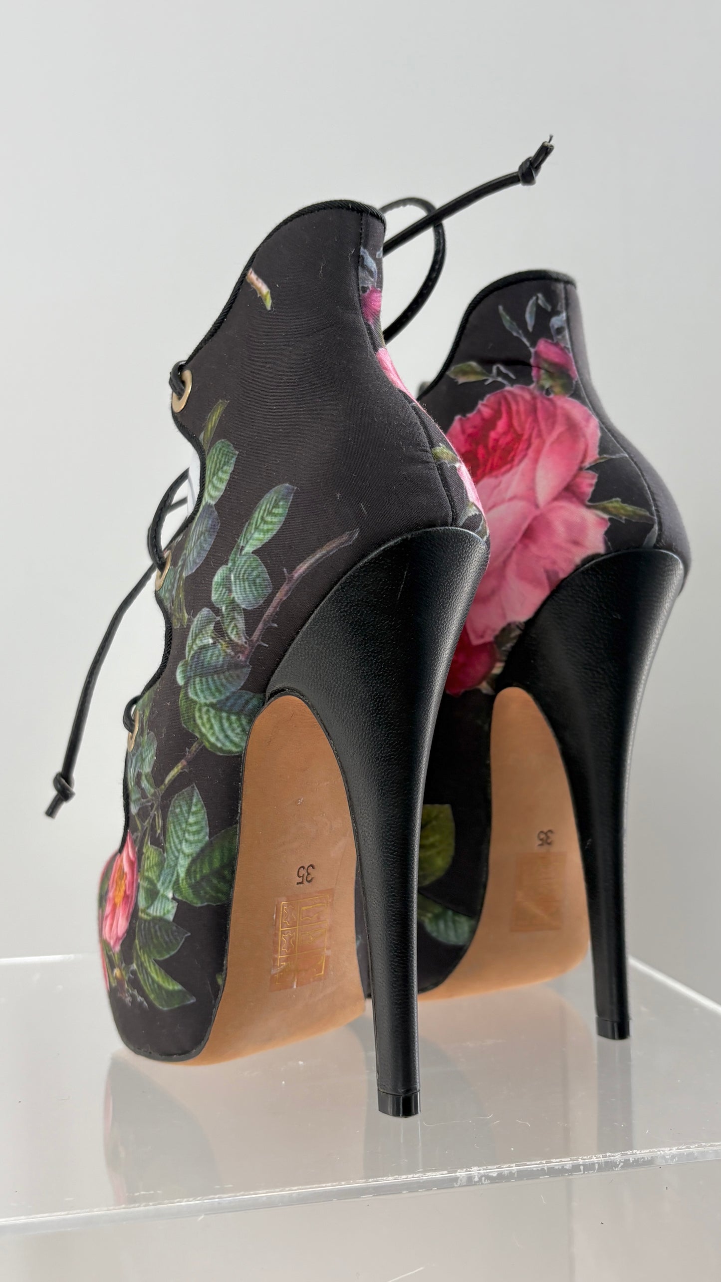 Vivienne Westwood Anglomania floral lace up shoe