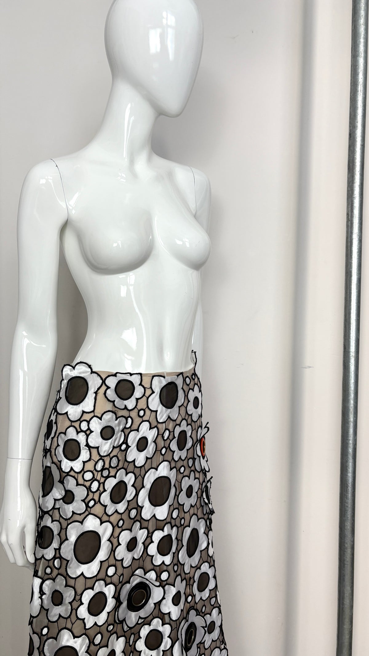 Christopher Kane S/S 2017 floral cutout skirt