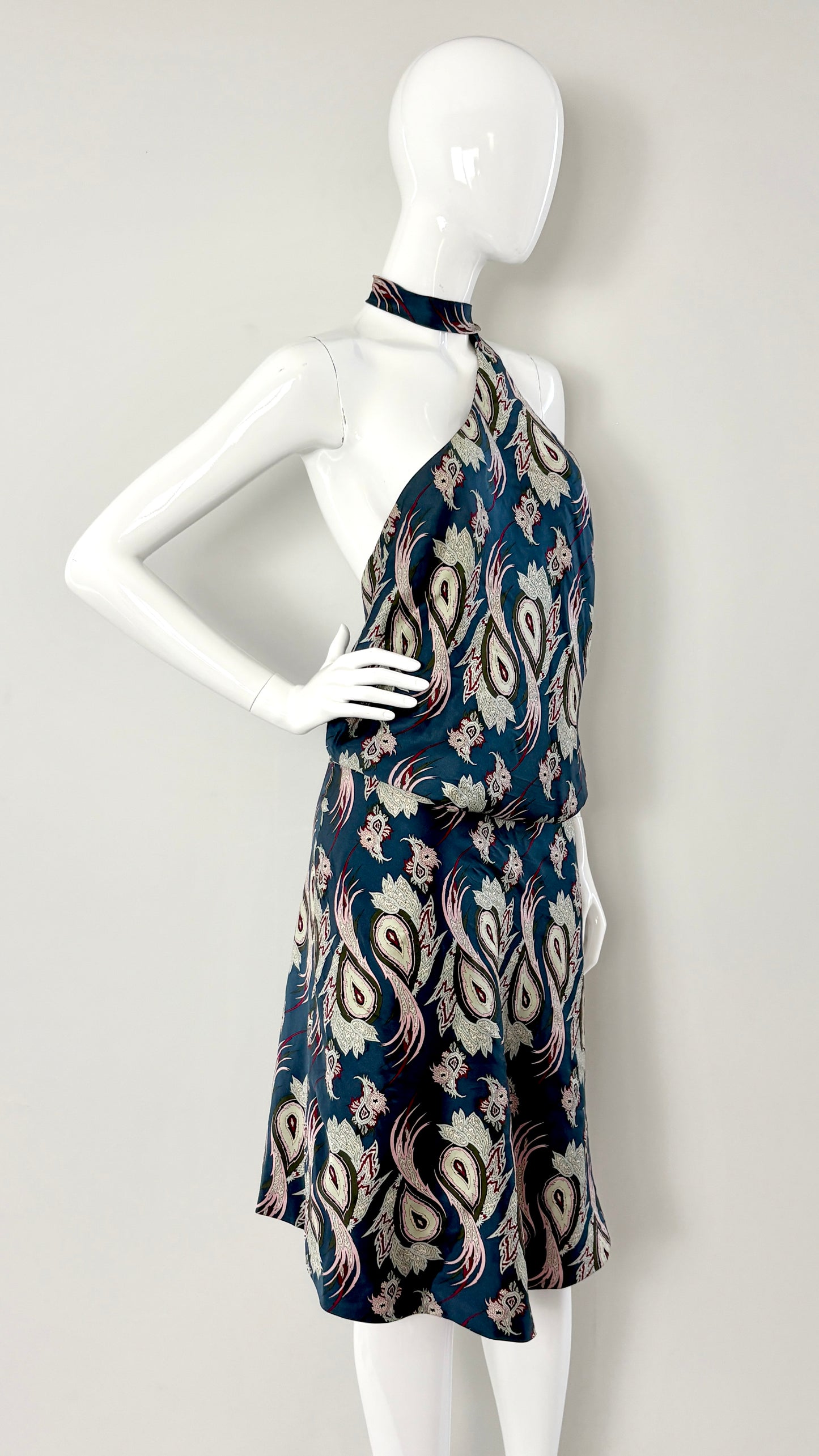 Alexander McQueen S/S 2001 'VOSS' collection paisley print tie dress