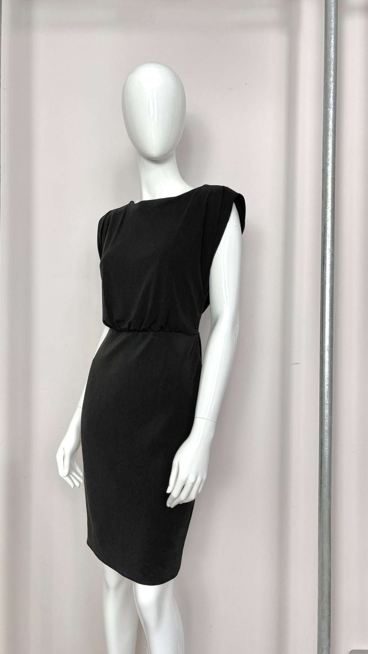 Burberry lace back dress