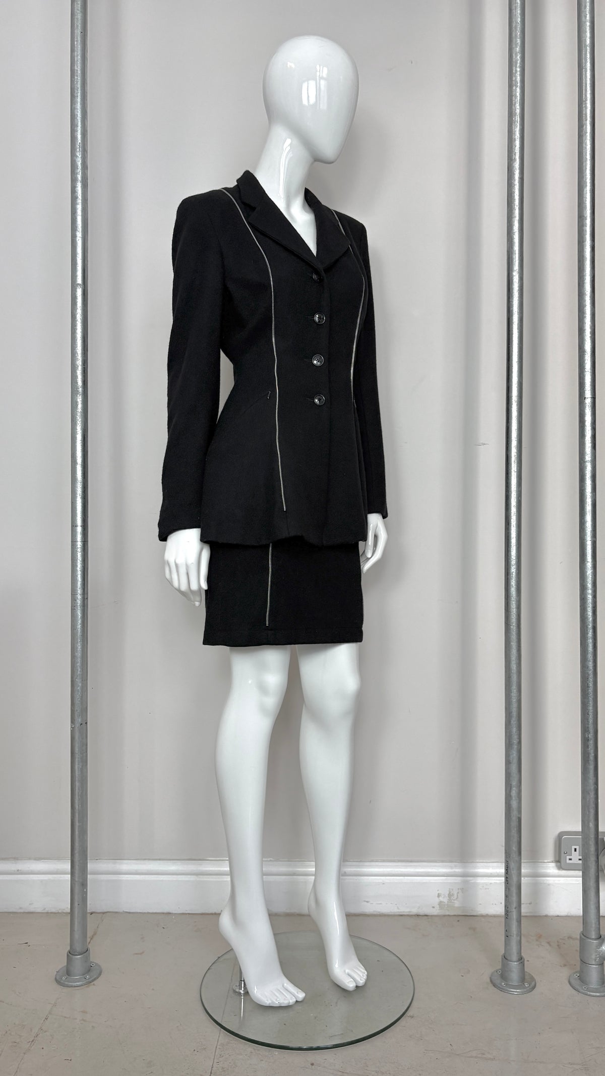 Richmond Cornejo zip detail suit