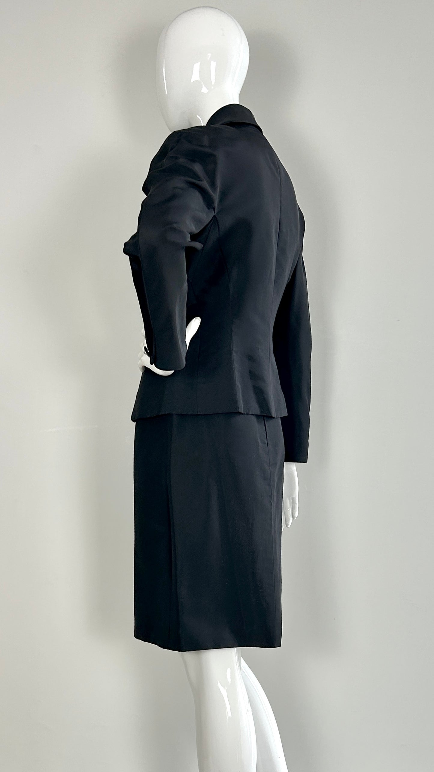 Chanel pearl embroidered pocket suit