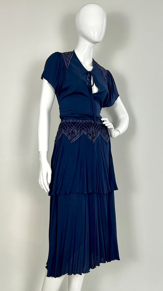 Janice Wainwright blue dress with embroidered applique