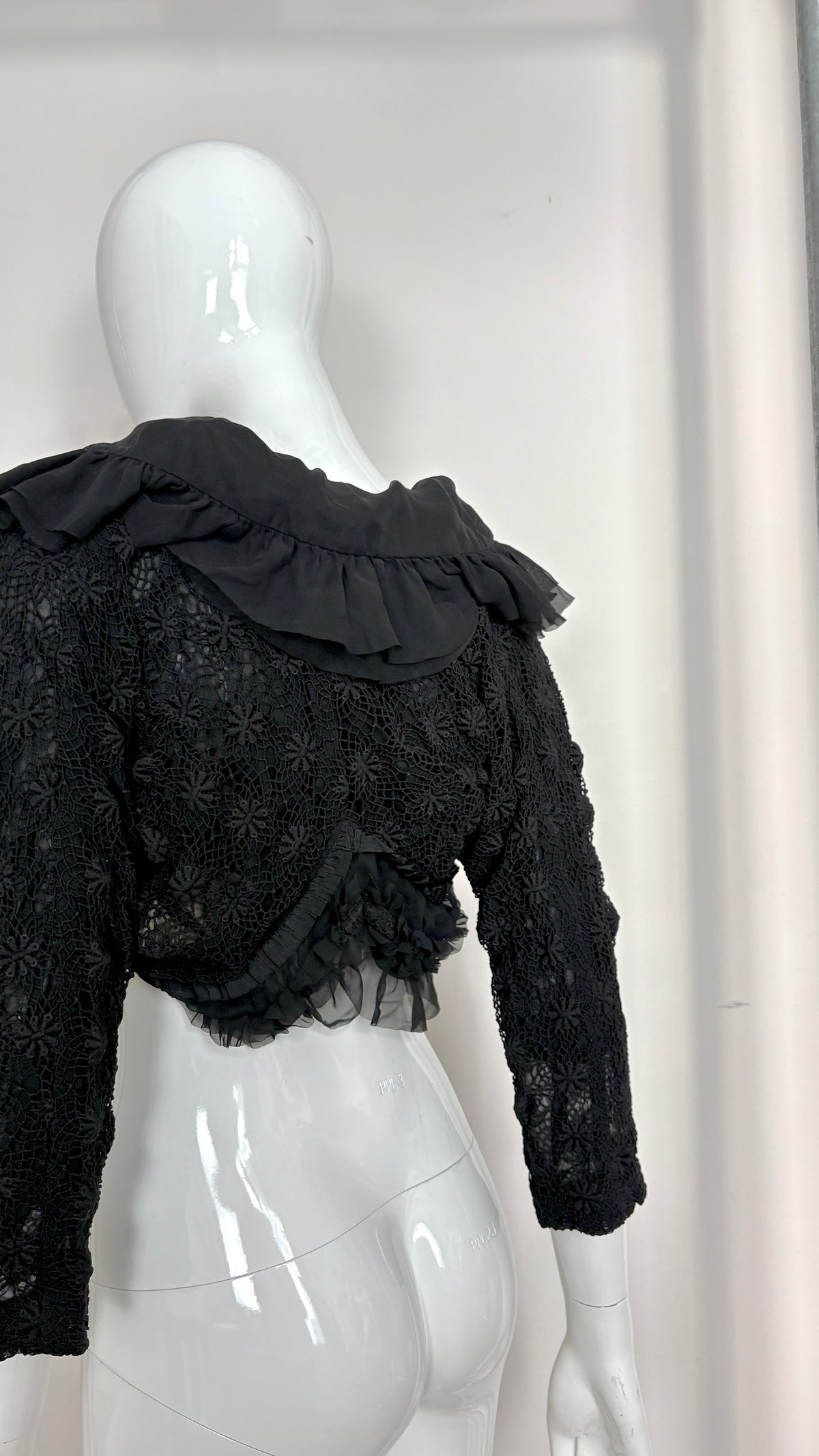 Comme des Garcons A/W 2005 broderie anglaise and lace frill convertible jacket/bolero