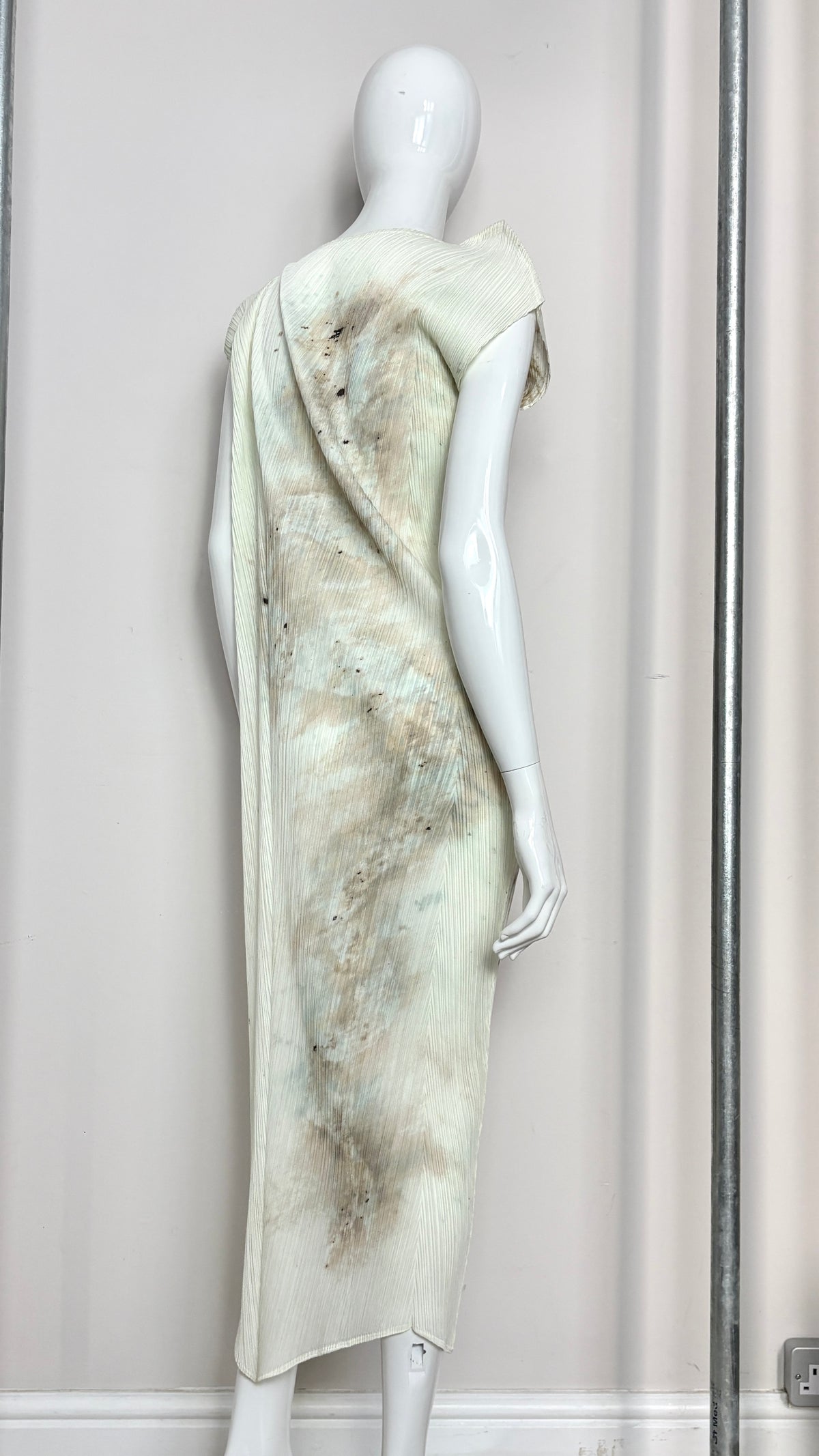 Issey Miyake Guest artist series No. 4 1998 Cai Guo-Qiang 'dragon explosion'