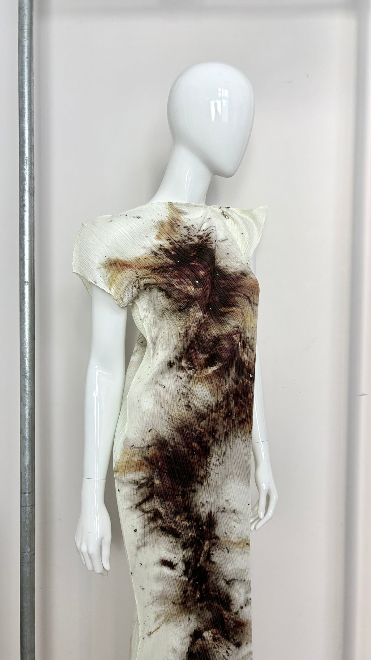 Issey Miyake Guest artist series No. 4 1998 Cai Guo-Qiang 'dragon explosion'