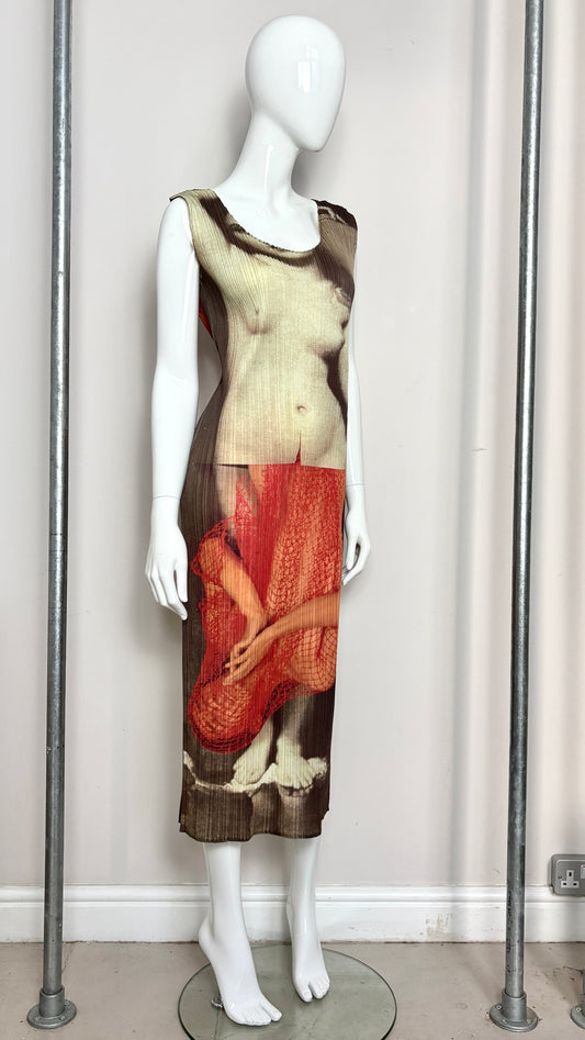 Issey Miyake Guest artist series No.1 Yasumasa Morimura 'Daughters of art history'