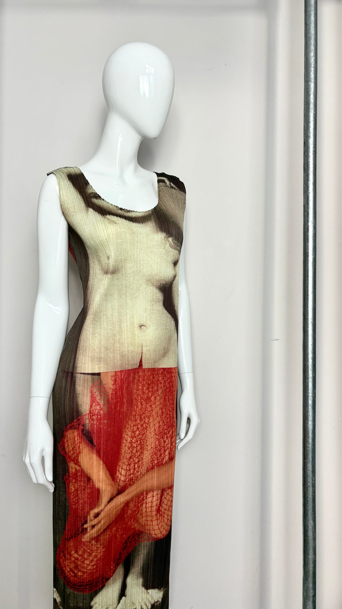 Issey Miyake Guest artist series No.1 Yasumasa Morimura 'Daughters of art history'