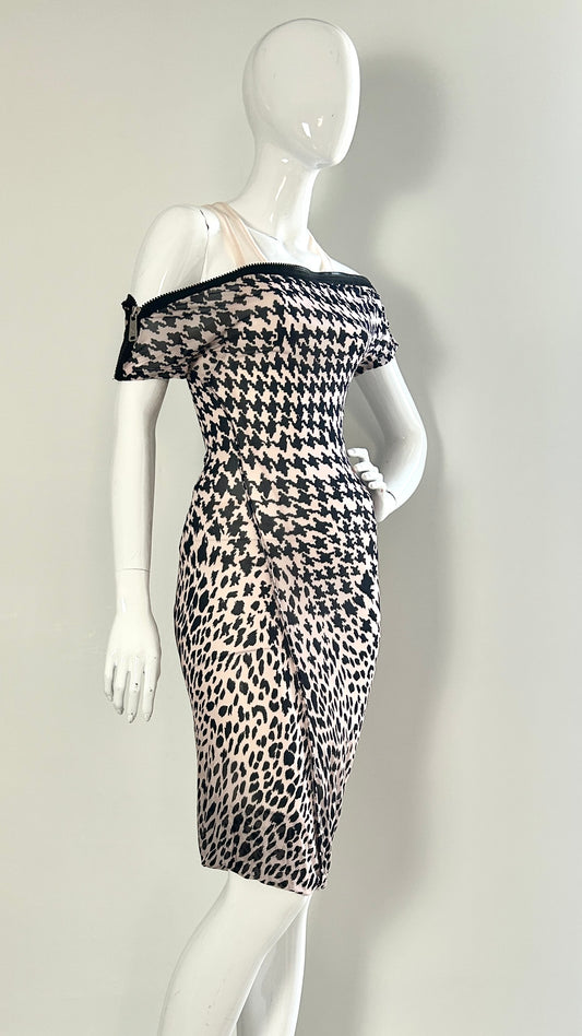 MCQ abstract houndstooth dress