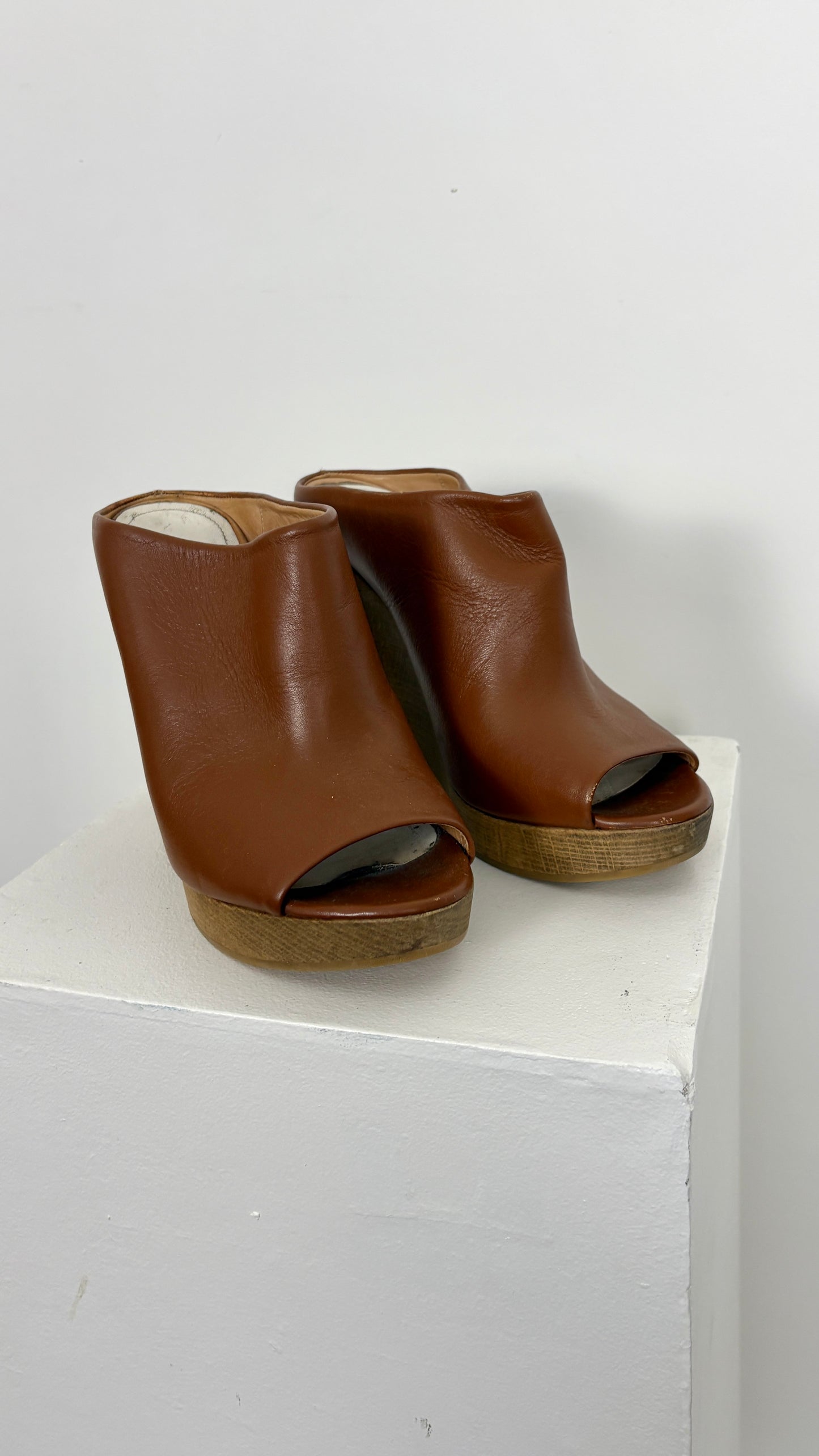 Margiela trompe l’oeil carved wood wedge mule