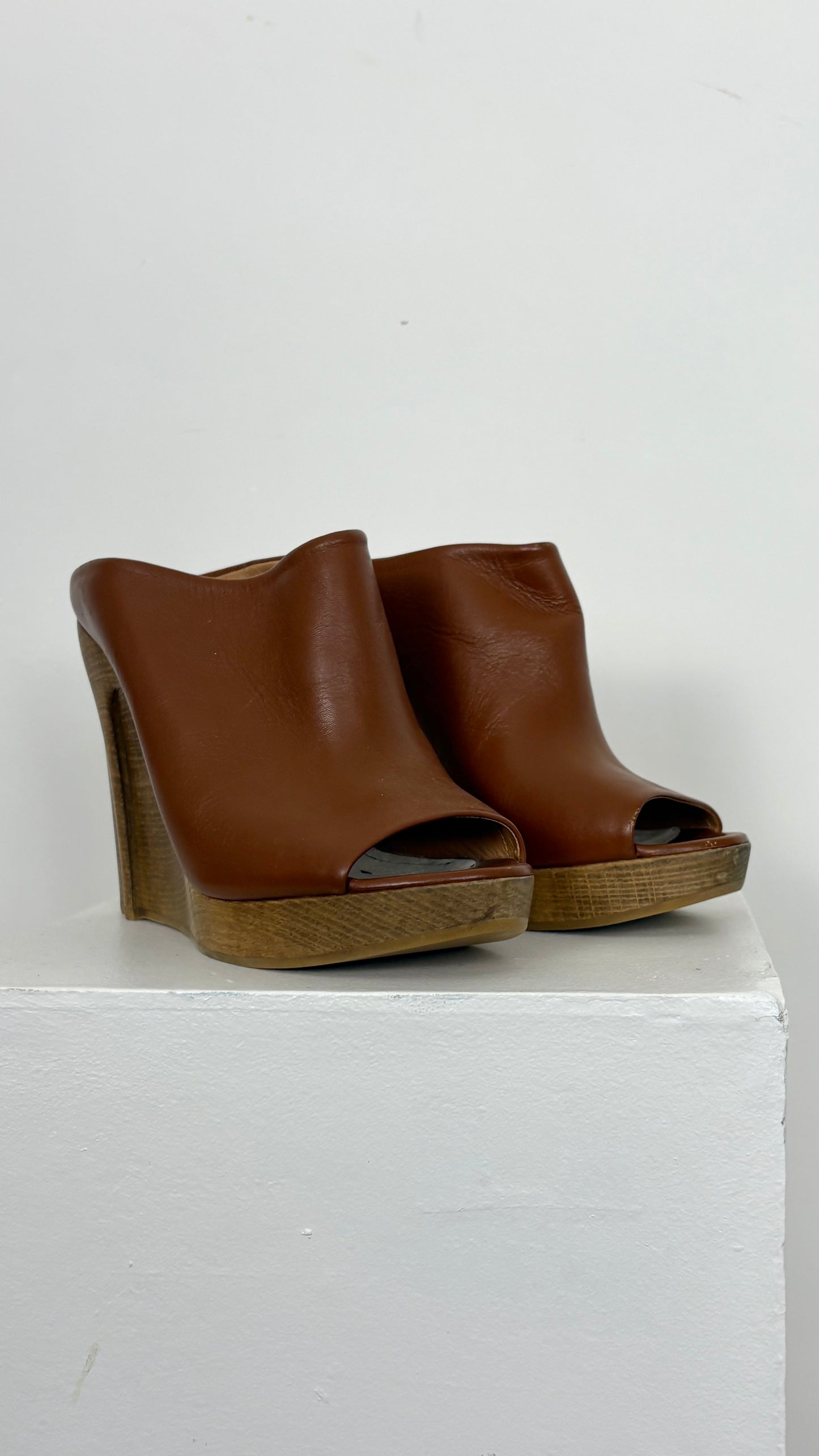 Margiela trompe l’oeil carved wood wedge mule